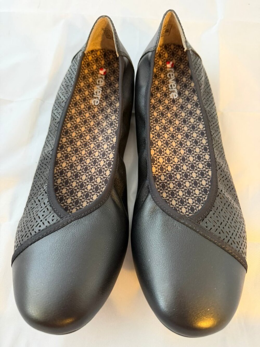 Revere  Nairobi Slip-On Casual Shoe  Black Lazer Leather, Size 11 M US  NIB